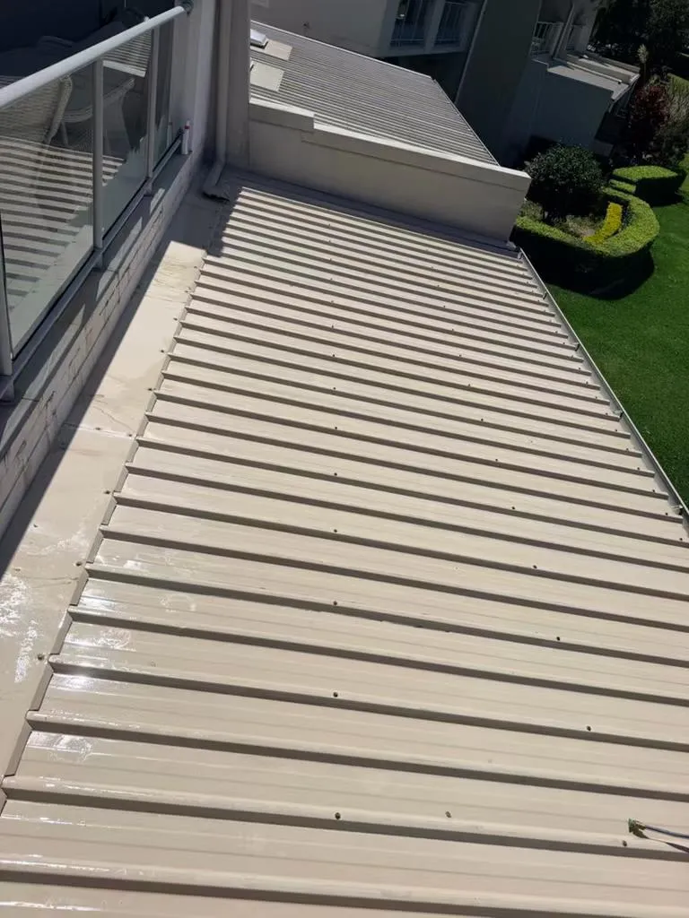 After cleaning: corrugated exterior surface